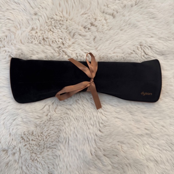 *NEW* Dyson: Professional Edition_Corrale Straightener - Picture 2 of 3